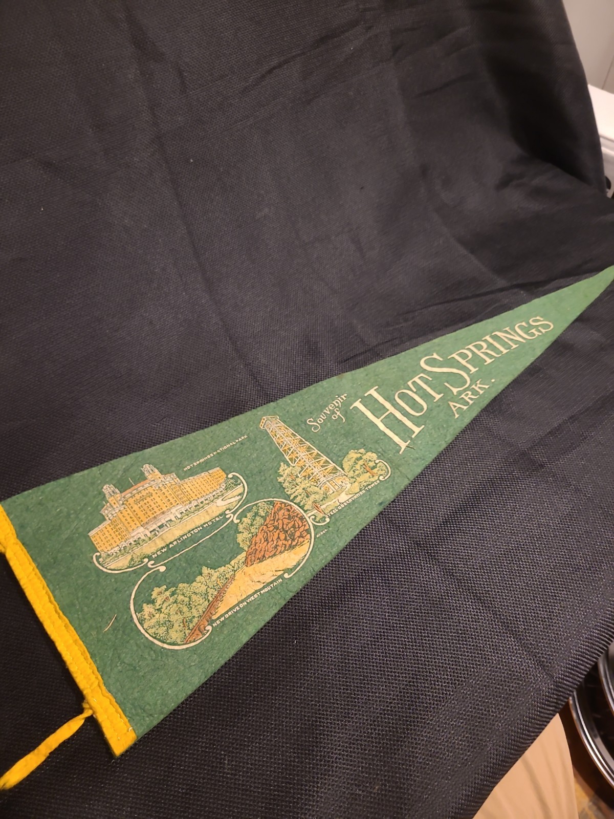 VINTAGE 1950s HOT SPRINGS ARKANSAS NEW ARLINGTON HOTEL PENNANT 8x26\