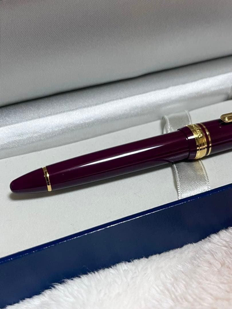 unused Nagasawa original fountain pen, Toledo Redun Sailor EF.