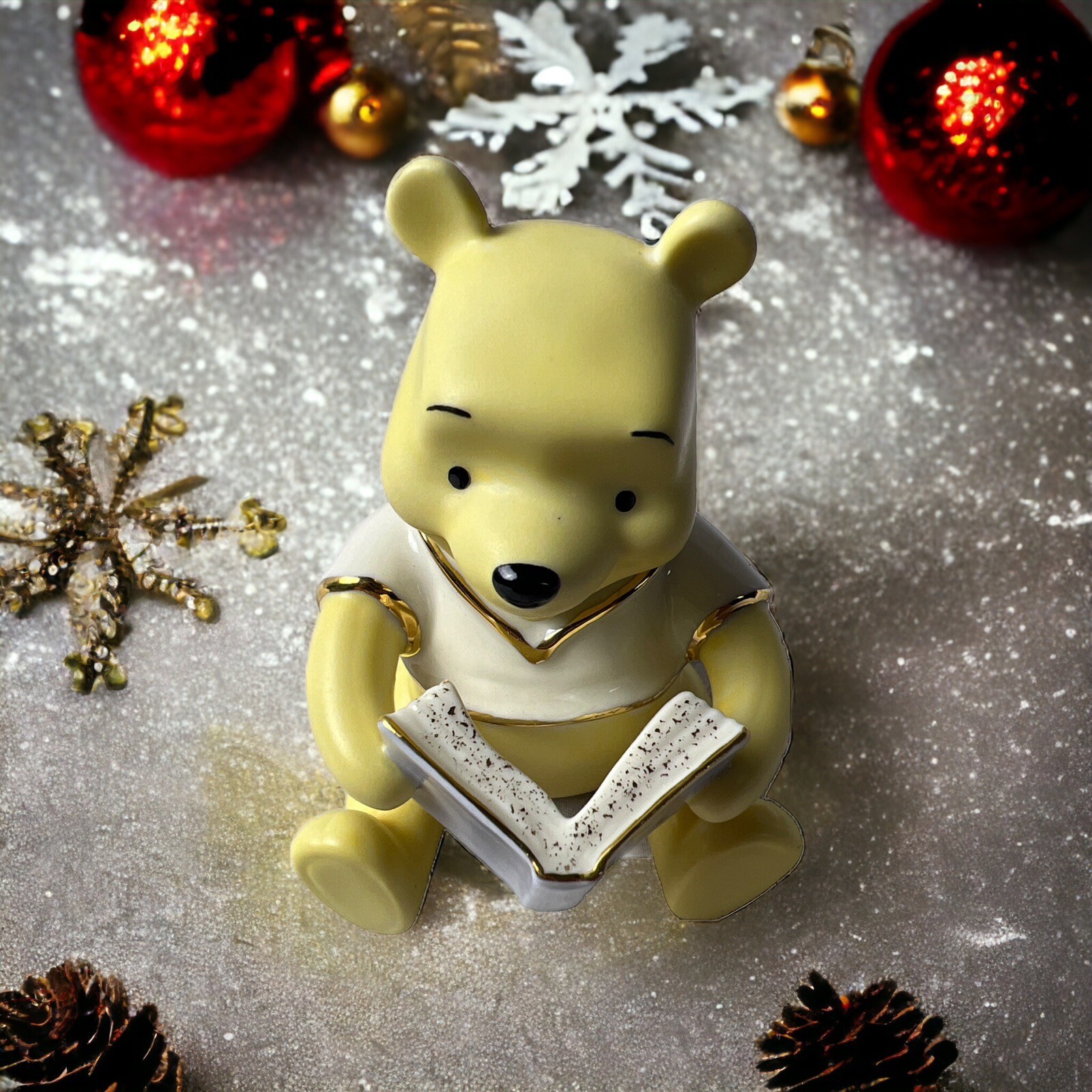 Disney Lenox Winnie The Poohs Bedtime Story Figurine 3.5\ Disney Lenox Winnie The Poohs Bedtime Story Figurine 3.5\