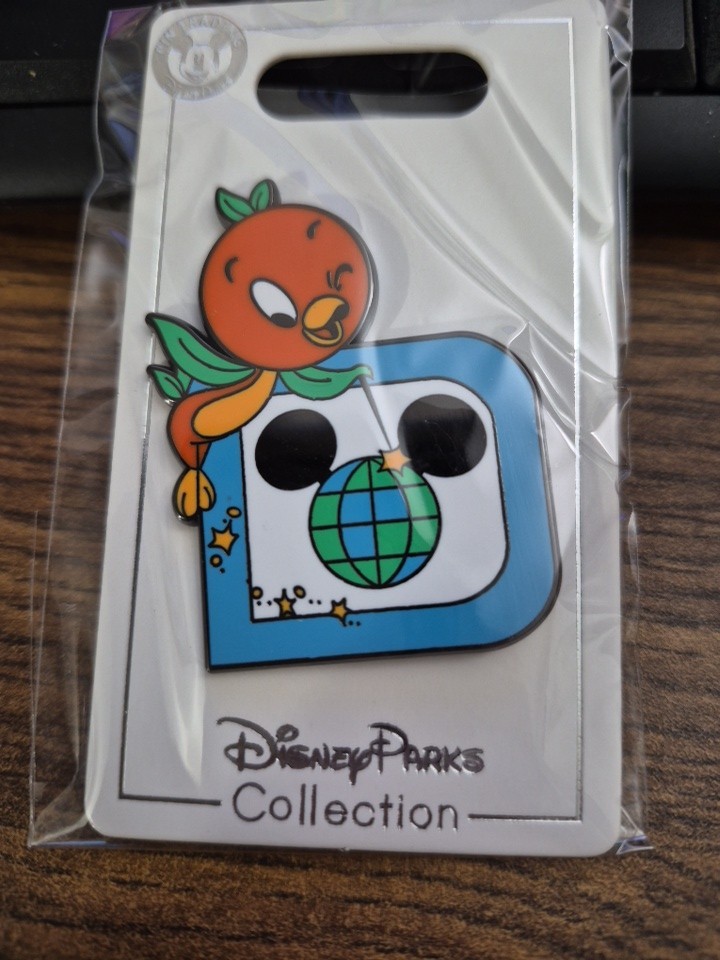 2021 Disney D23 exclusive Orange Bird pin 2021 Disney D23 exclusive Orange Bird pin