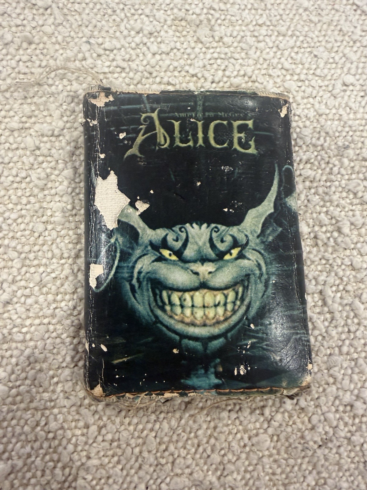 Vintage 2000s American McGee’s Alice Cheshire Cat Wallet Y2K Goth RARE READ