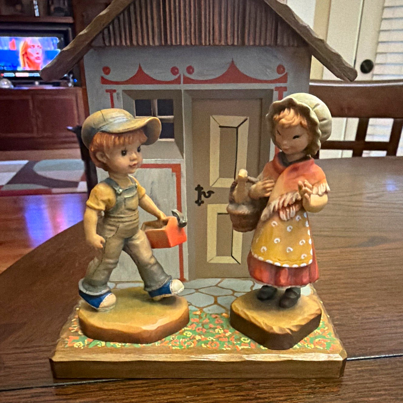 ANRI Club ANRI Ferrandiz 3pc Hand-Painted Wood Figurines w/ Cottage Scene