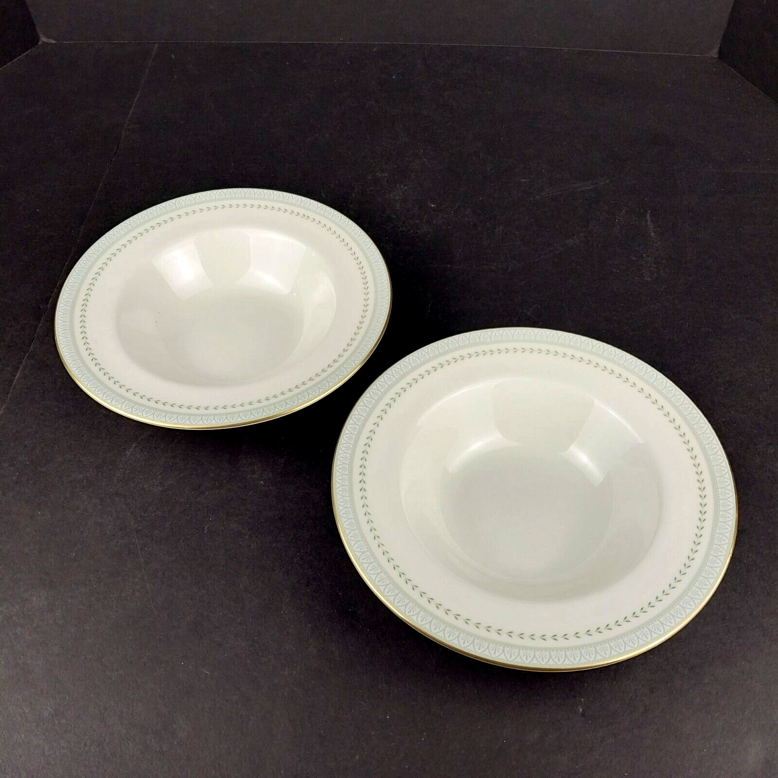Two Royal Doulton Berkshire 8