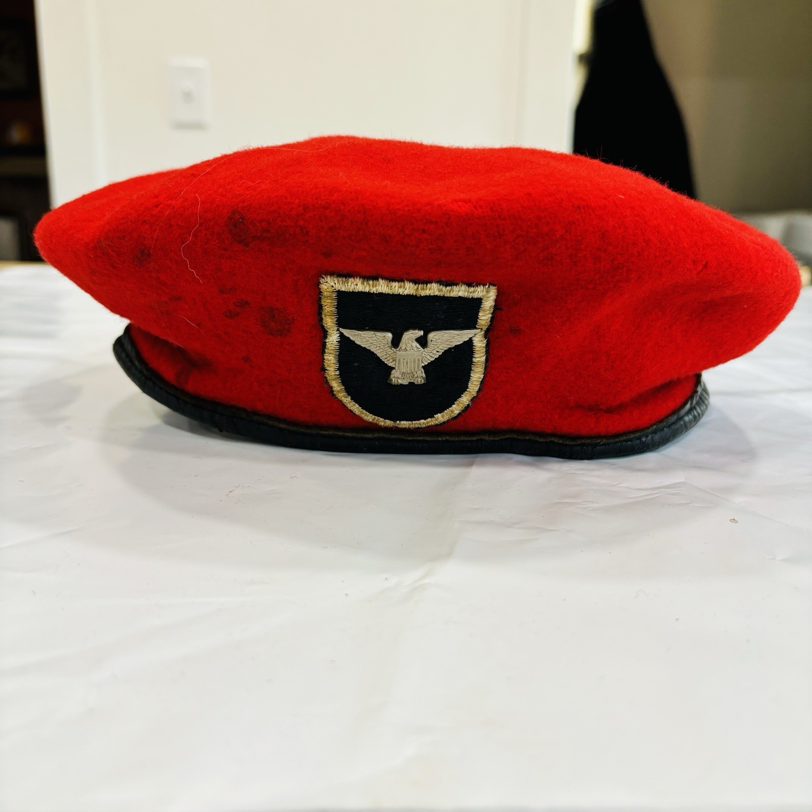 Vintage US Military Red Wool Beret Bancroft Special Forces