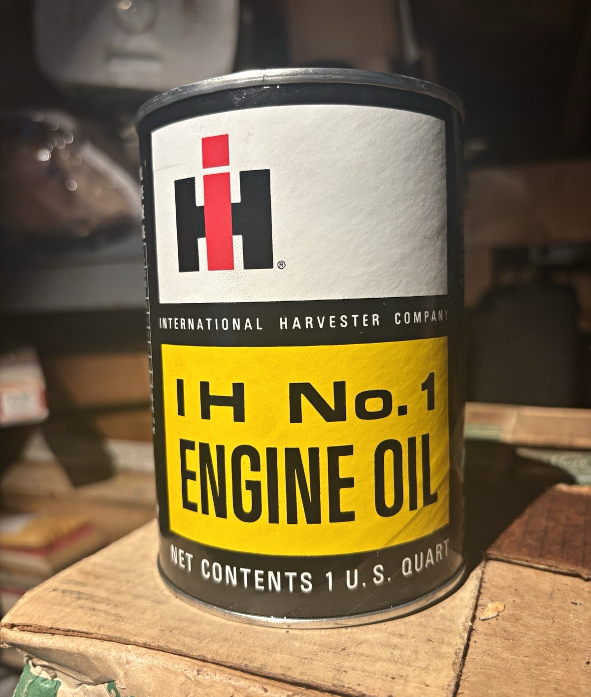 Vintage unopened International Harvester No. 1 Engine Oil 1 Quart Can Composite