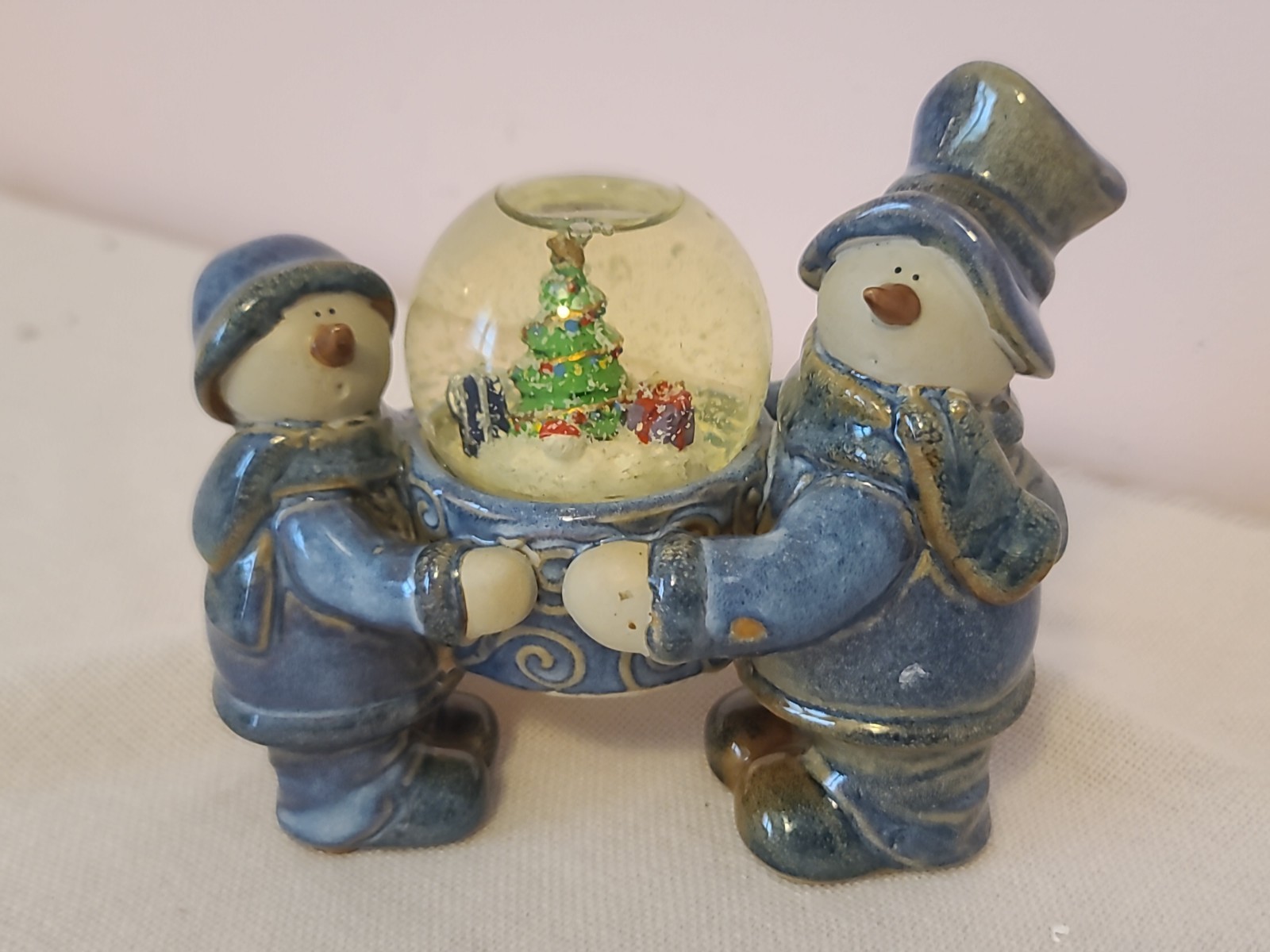 (A15) Vintage Christmas Snowman Snow Globe (A15) Vintage Christmas Snowman Snow Globe
