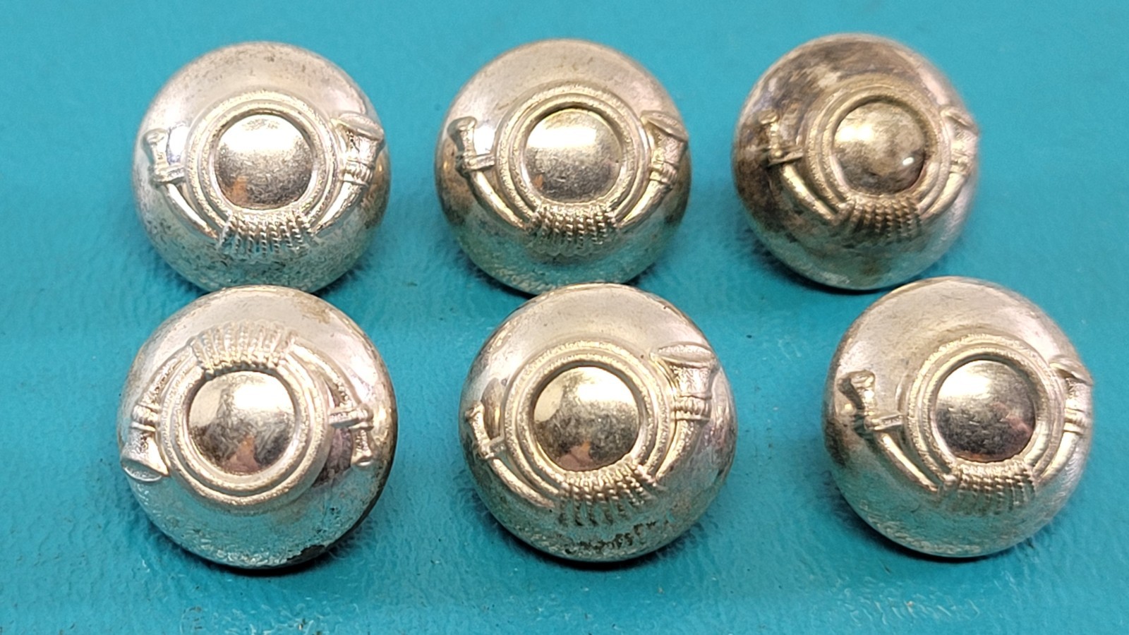 Six 6 Spanish Amer War Silvered Buttons Light Infantry TW&W Paris France TR1388 Six 6 Spanish Amer War Silvered Buttons Light Infantry TW&W Paris France TR1388