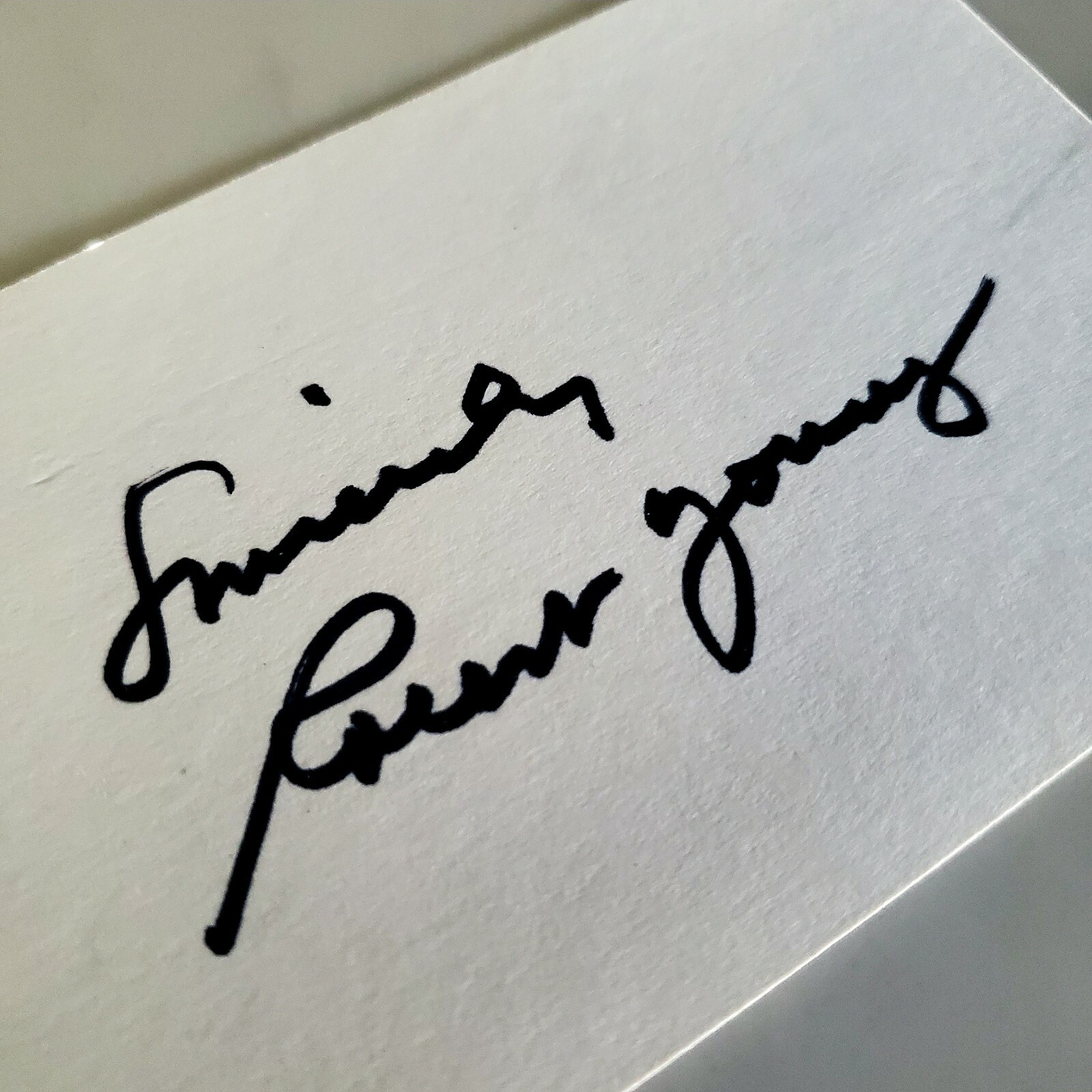 Robert Young - ( Autographed Index Card ) - Actor - Father Knows Best Robert Young - ( Autographed Index Card ) - Actor - Father Knows Best
