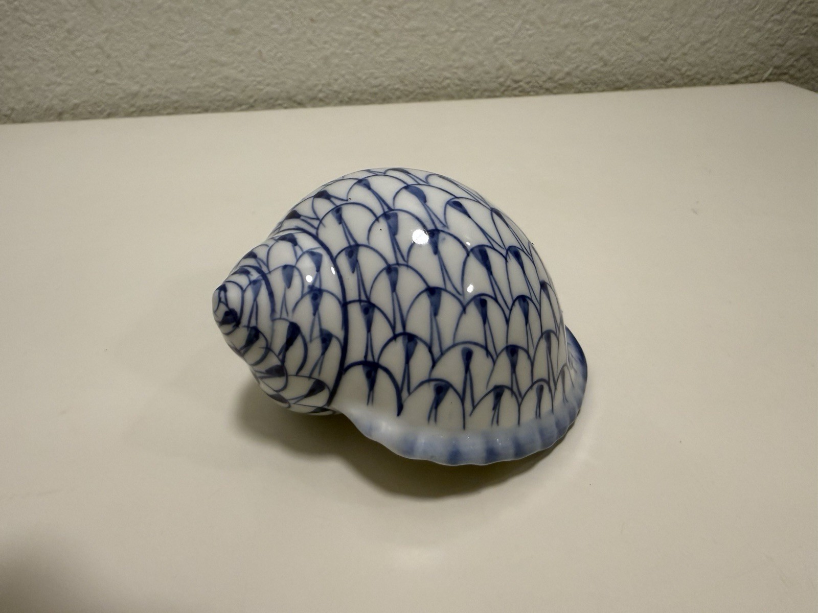 Vintage Andrea by Sadek Blue White Fishnet Porcelain Seashell Figurine Thailand