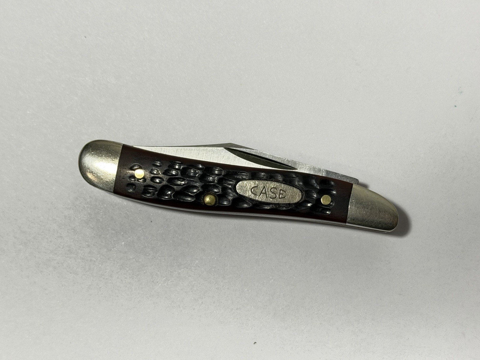 Vintage 1985 CASE XX 6220 SS Jigged Brown Peanut Pen 2 Blade Knife - BENT BLADE