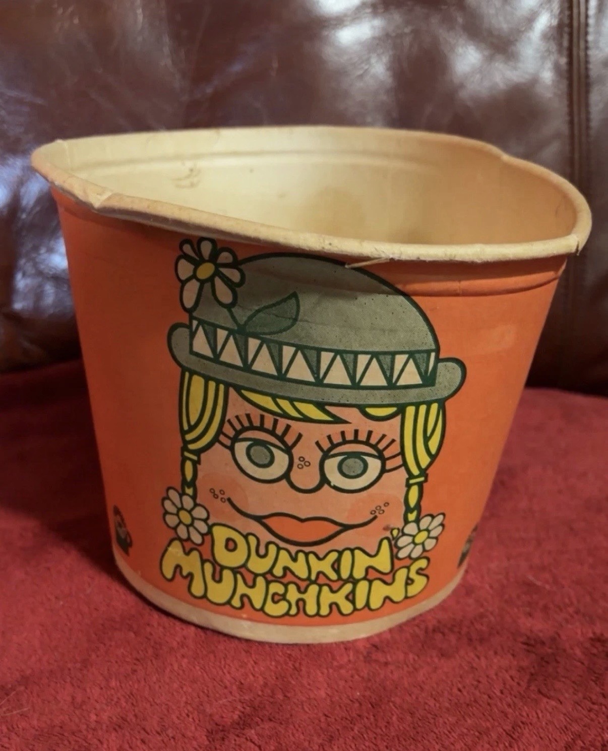Vintage 1960/70s Dunkin Munchkins Dunkin Donuts Cardboard Bucket RARE Vintage 1960/70s Dunkin Munchkins Dunkin Donuts Cardboard Bucket RARE