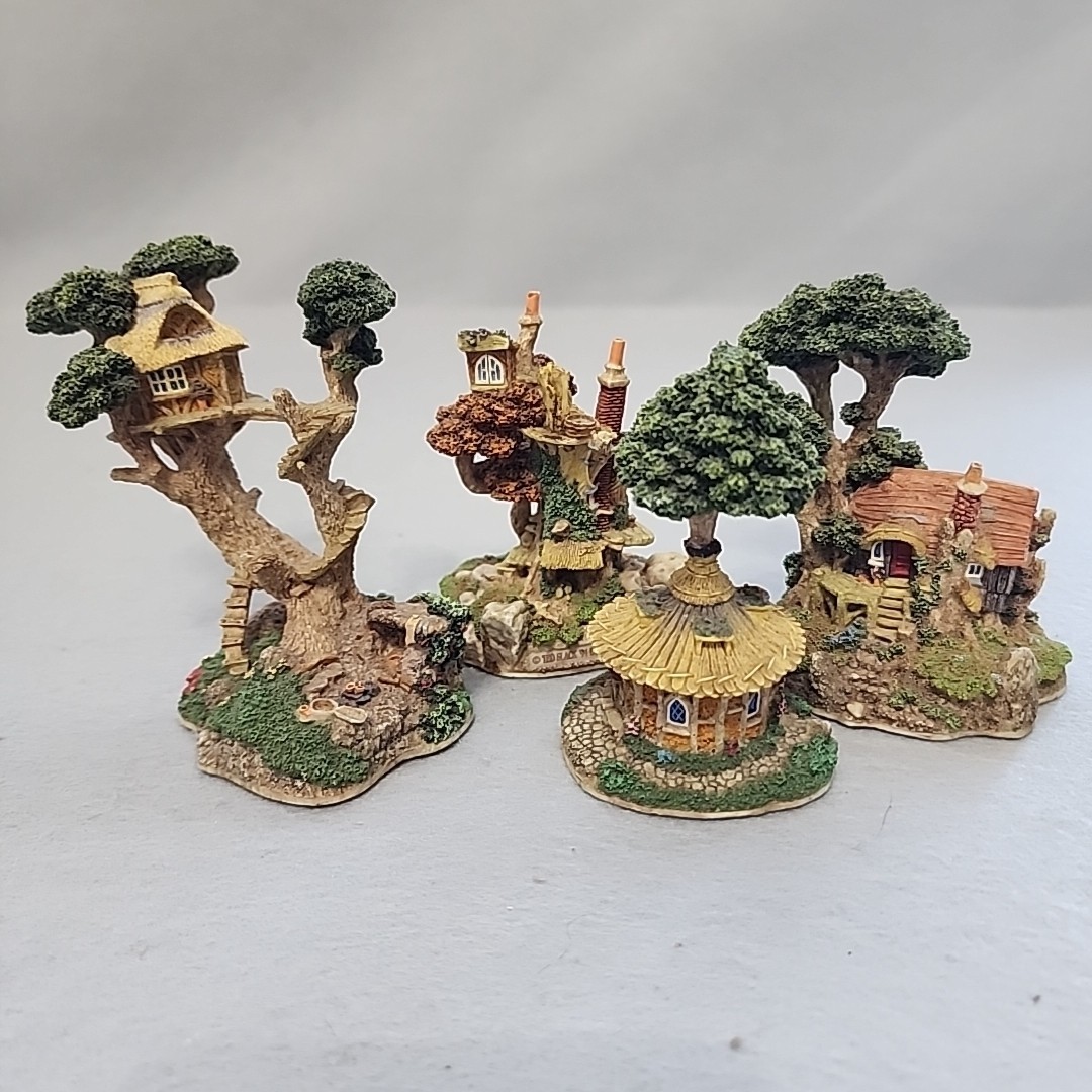 Lot of 4 Woodly Wise Treehouse Cottage Sculptures John Hind Studios Ted Slack Lot of 4 Woodly Wise Treehouse Cottage Sculptures John Hind Studios Ted Slack