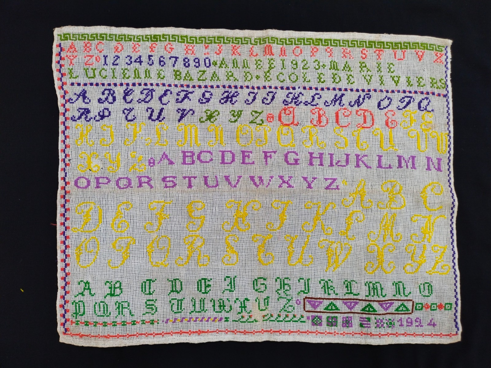 vintage fantastic embroidery alphabets sampler embroidered needlepoint it1502 vintage fantastic embroidery alphabets sampler embroidered needlepoint it1502