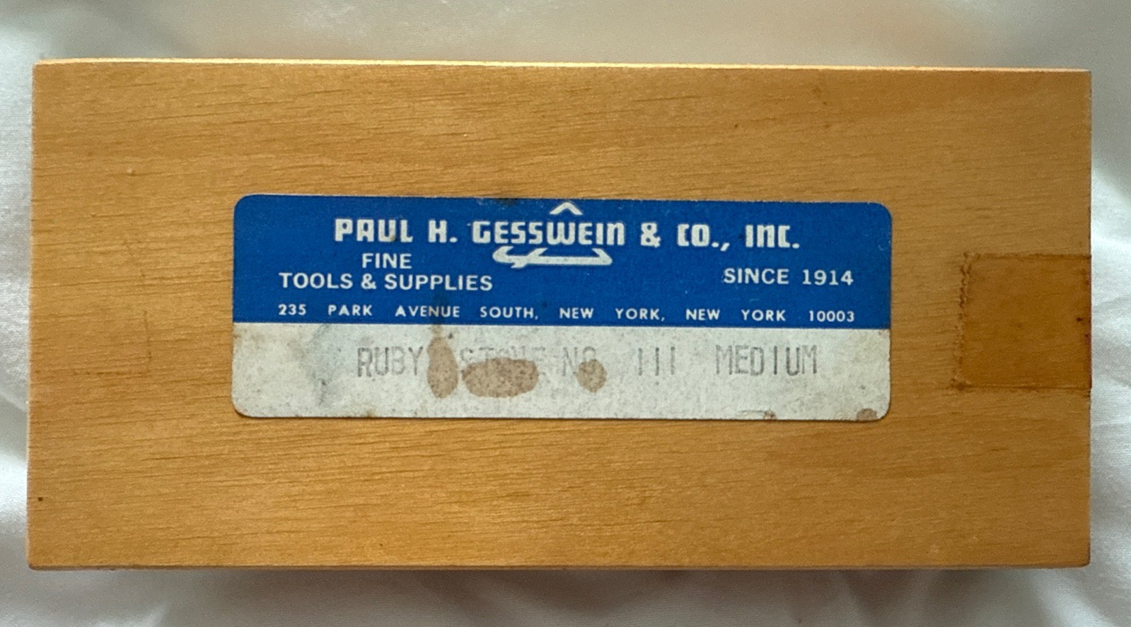 PAUL H. GESSWEIN & CO.,INC Ruby Stone No 111 Medium Tool Sharpening New York PAUL H. GESSWEIN & CO.,INC Ruby Stone No 111 Medium Tool Sharpening New York