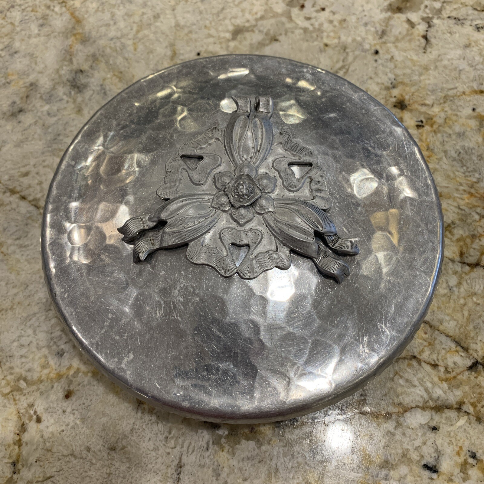 RODNEY KENT  Hammered ALUMINUM  7