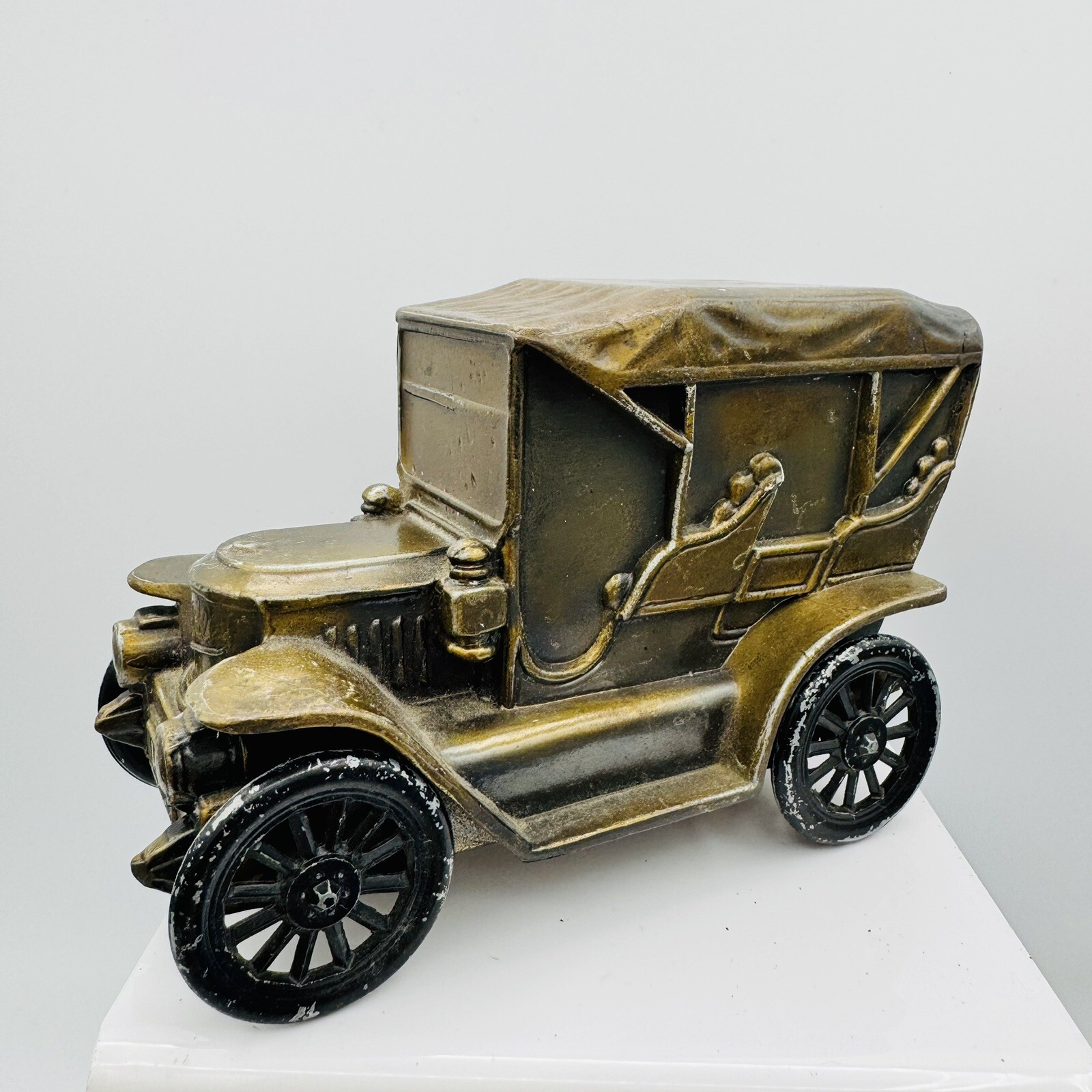1974 Banthrico Chicago 1910 Stanley Car Cast Metal Coin Bank First National