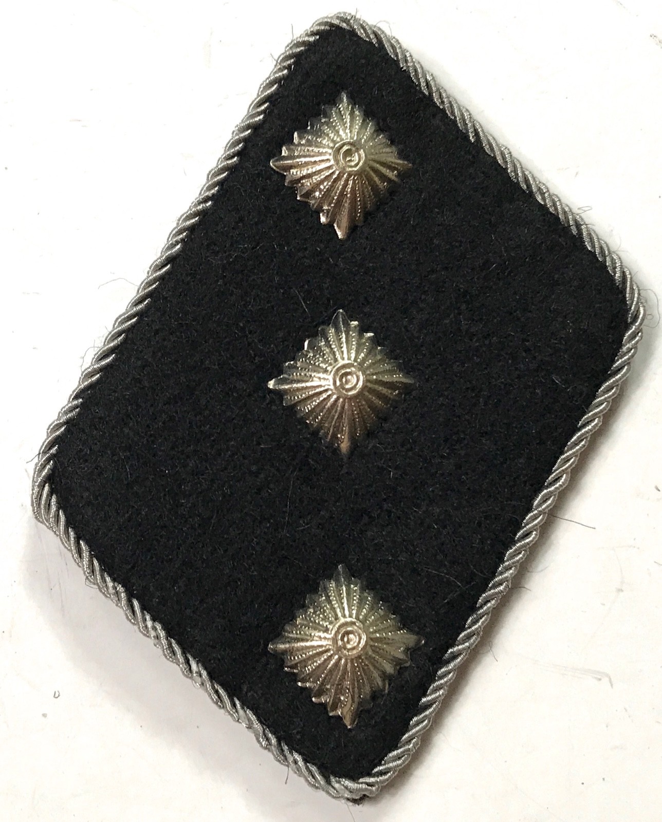 WWII GERMAN WAFFEN UNTERSTURMFÜHRER OFFICER COLLAR TABS WWII GERMAN WAFFEN UNTERSTURMFÜHRER OFFICER COLLAR TABS