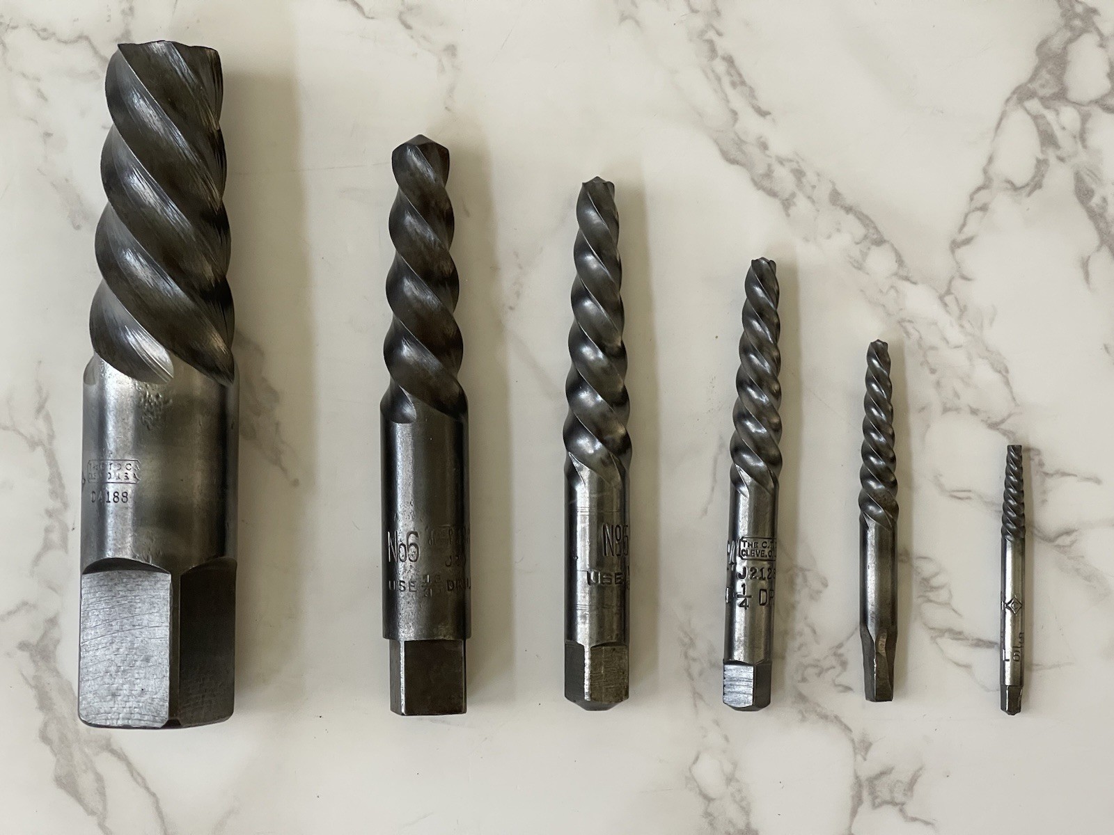 VTG C.T.D. Co Set of 6 Screw Extractors Ezy Out EasyOut No 1 4 5 6 8 Machinist