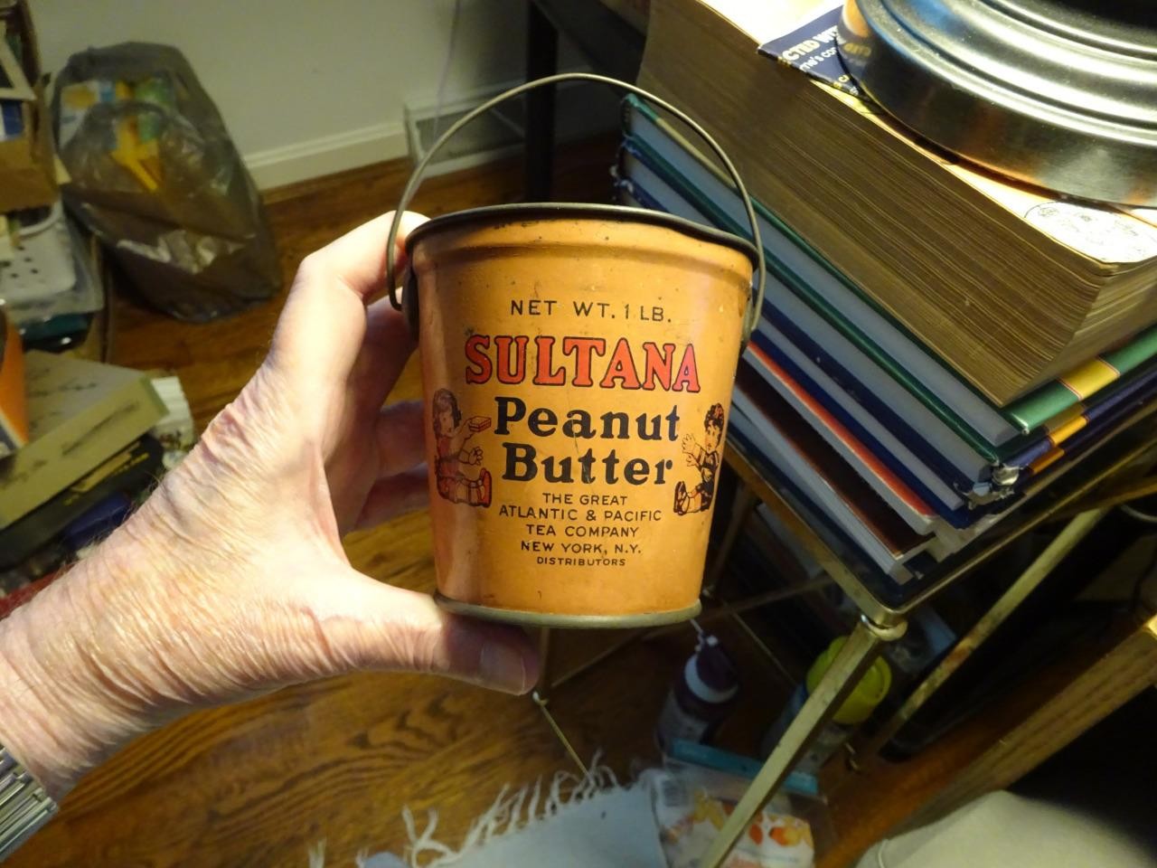 ANTIQUE ADVERTISING TIN LITHO \
