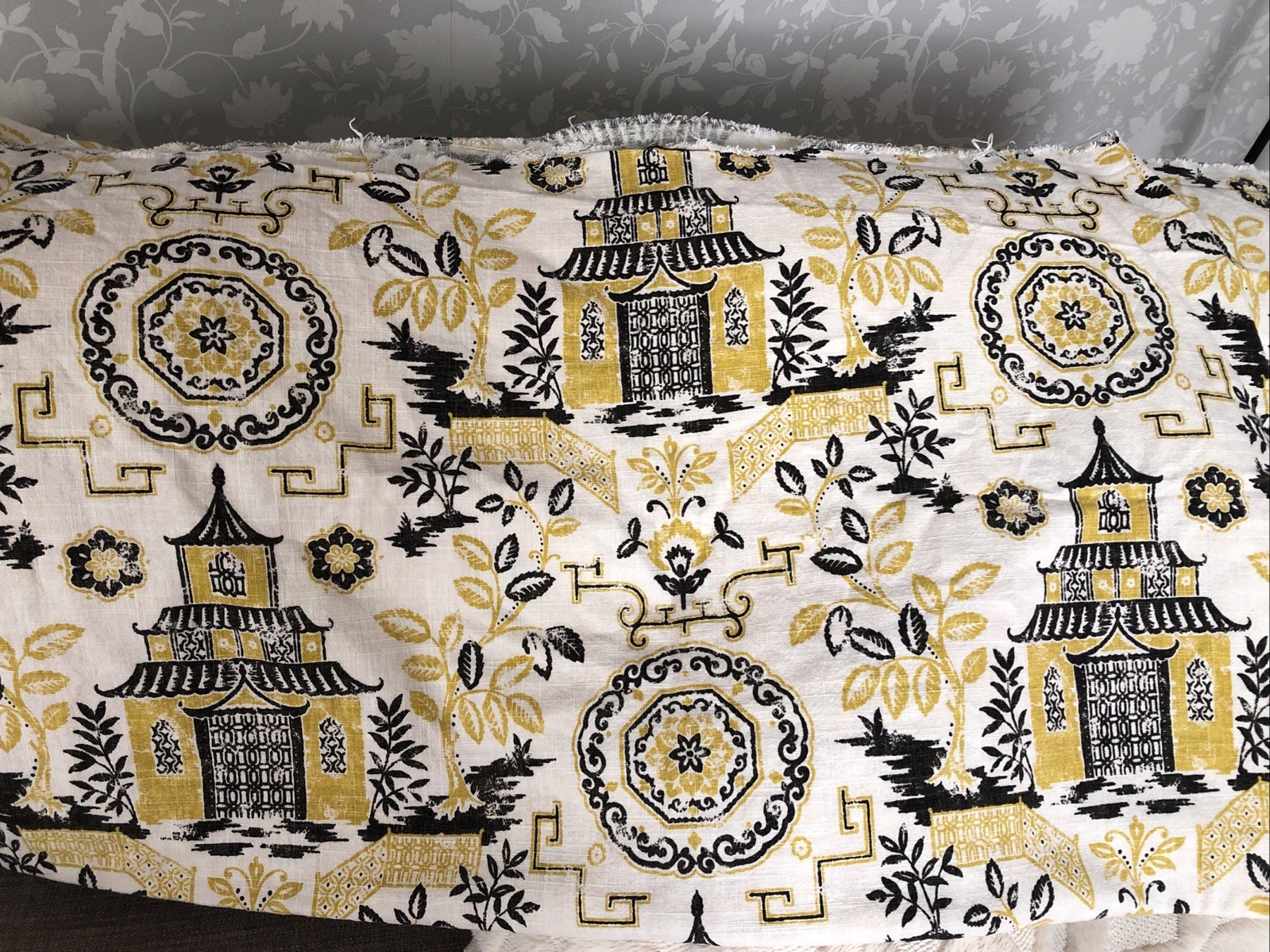 Vintage Asian Print 3 yards Richloom? Platinum Collection UNUSED fabric Vintage Asian Print 3 yards Richloom? Platinum Collection UNUSED fabric