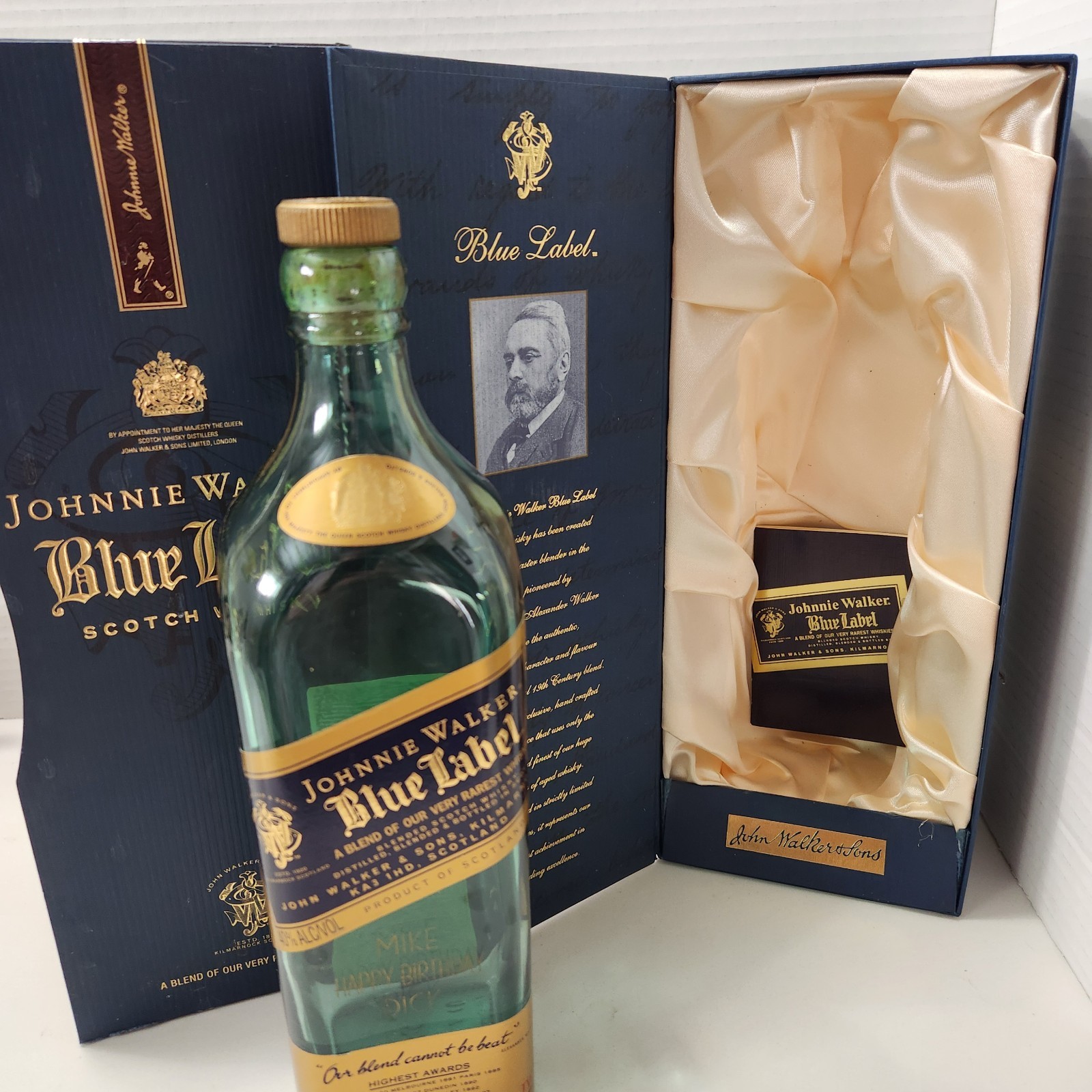 Johnnie Walker Blue Label Empty Bottle & Original Box Case Man Cave Decor Johnnie Walker Blue Label Empty Bottle & Original Box Case Man Cave Decor