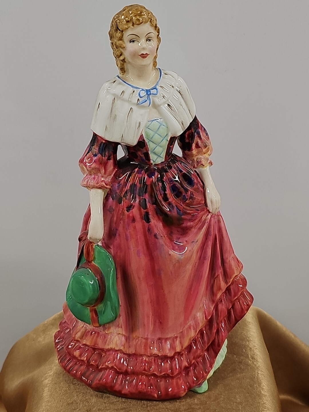 Paragon Fine Bone China Lady Cynthia Figurine No 6 Vintage c1949-1952 Green Hat