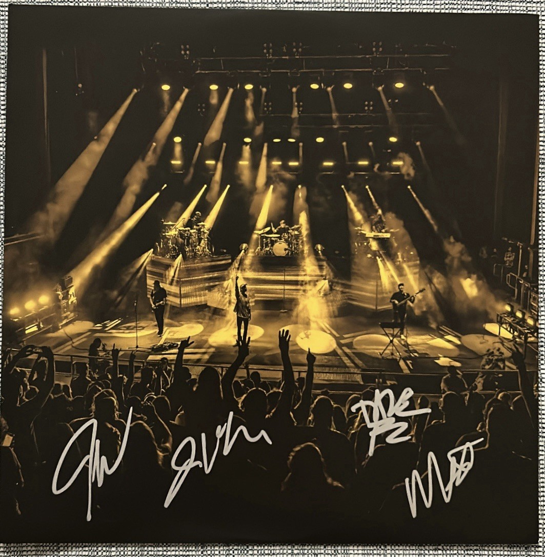 THE DIRTY HEADS SIGNED 12x12 PHOTO POSTER JARED WATSON & OTHER MEMBERS - JSA COA THE DIRTY HEADS SIGNED 12x12 PHOTO POSTER JARED WATSON & OTHER MEMBERS - JSA COA