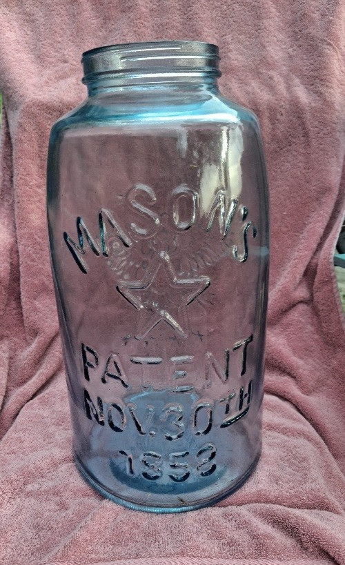 HUGE 4-Gallon Mason Glass Jar w/ Eagle Embossing NO LID 1976 w/ Box HUGE 4-Gallon Mason Glass Jar w/ Eagle Embossing NO LID 1976 w/ Box