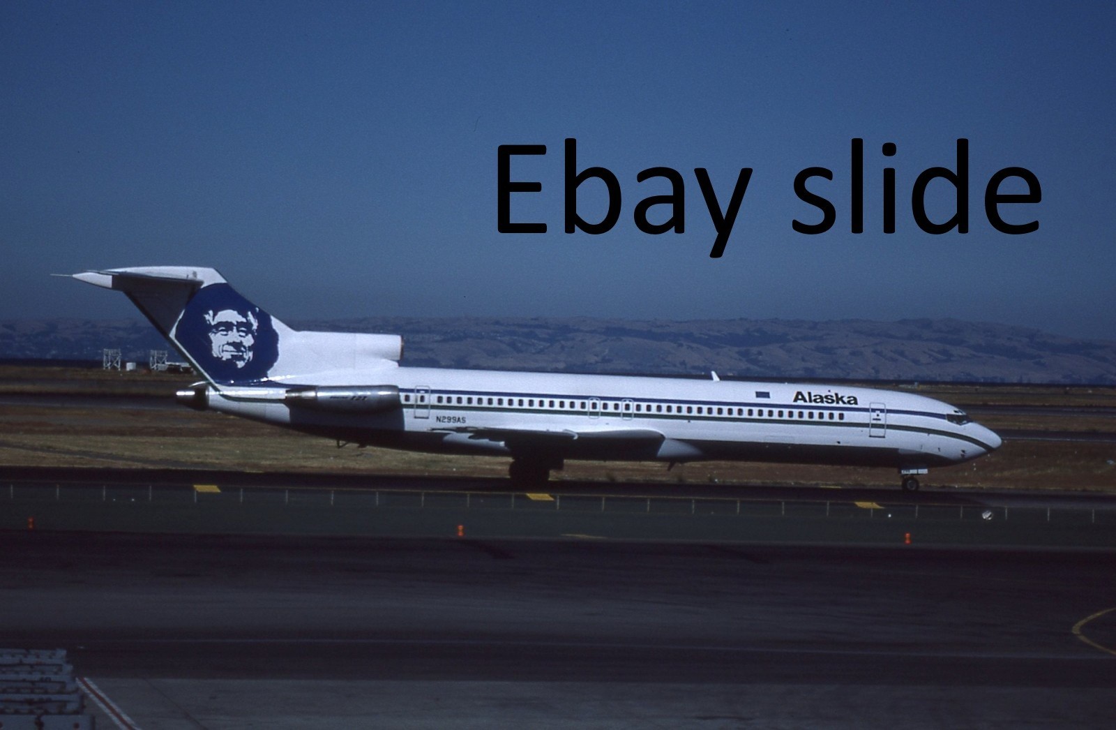 Orig 1986 35mm Kodachrome slide - Alaska 727 N299AS at San Francisco Airport