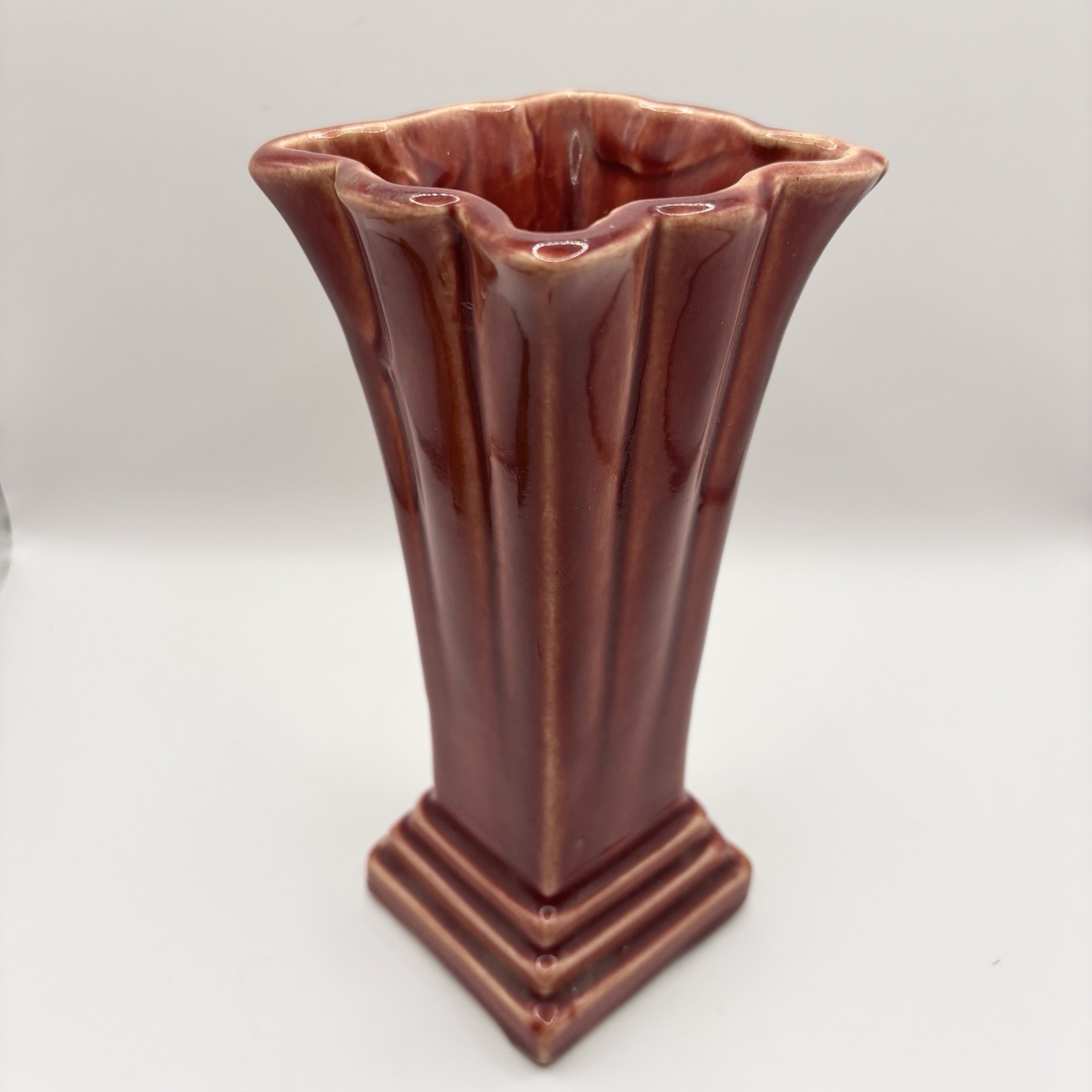 Vintage McCOY Burgundy Maroon Square CERAMIC VASE Scalloped Top Edge/Ribbed 7\
