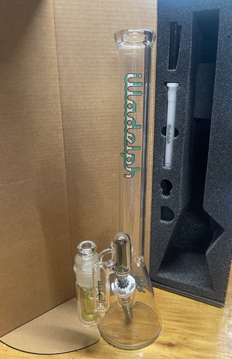 Illadelph Eagles 🦅 Tall 5mm Beaker-2nd + Camo Ashcatcher Bundle Illadelph Eagles 🦅 Tall 5mm Beaker-2nd + Camo Ashcatcher Bundle