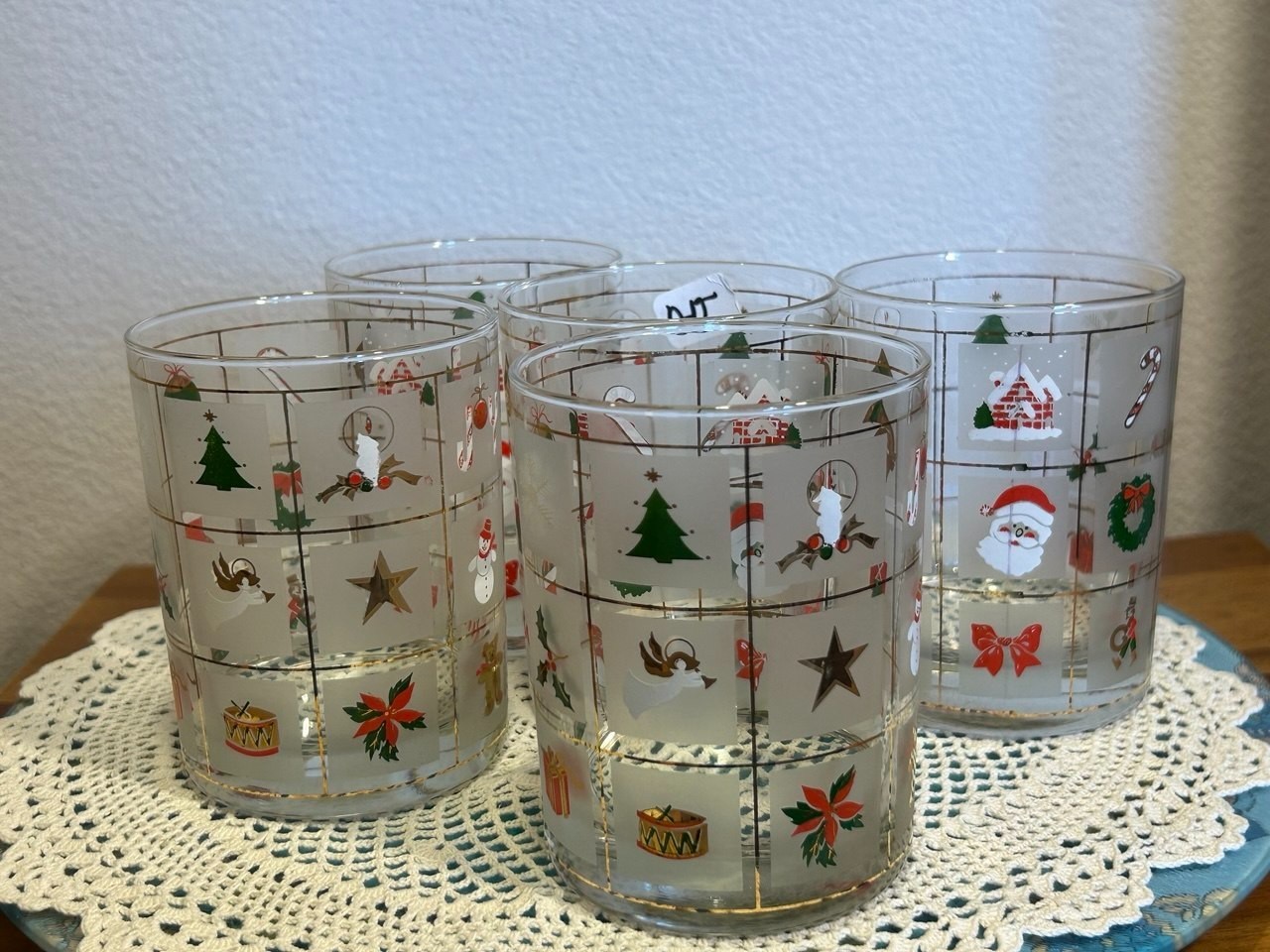 VTG. Signed Culver Frosted Christmas Potpourri Glass, 12oz, H-4.25 VTG. Signed Culver Frosted Christmas Potpourri Glass, 12oz, H-4.25