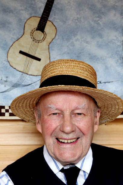 English classical guitarist Julian Bream studio portrait UK 2005 Old Photo 2 English classical guitarist Julian Bream studio portrait UK 2005 Old Photo 2