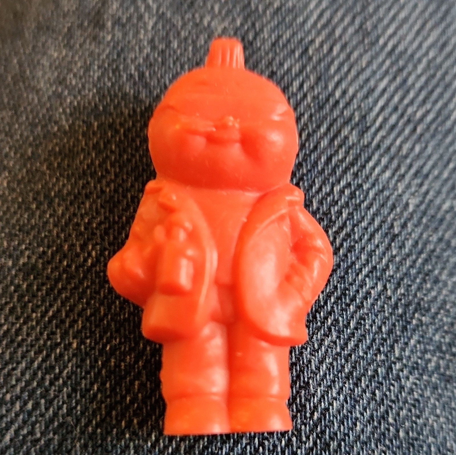  GRAFFITI PETEY - Vintage 1986 Garbage Pail Kids tiny collectable figure - Red