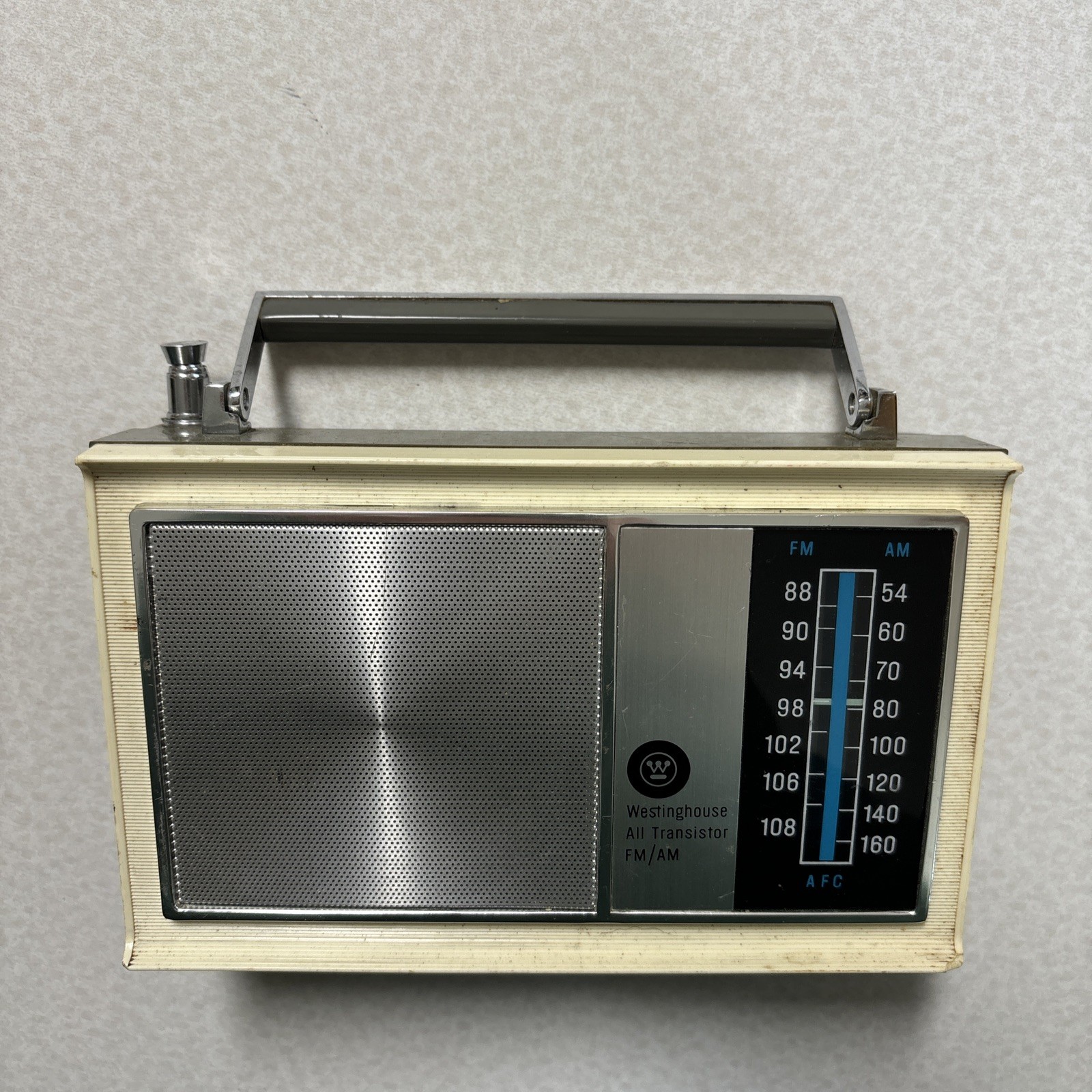 Vintage 70s  Westinghouse All Transistor Fm/Am Portable  Radio TESTED