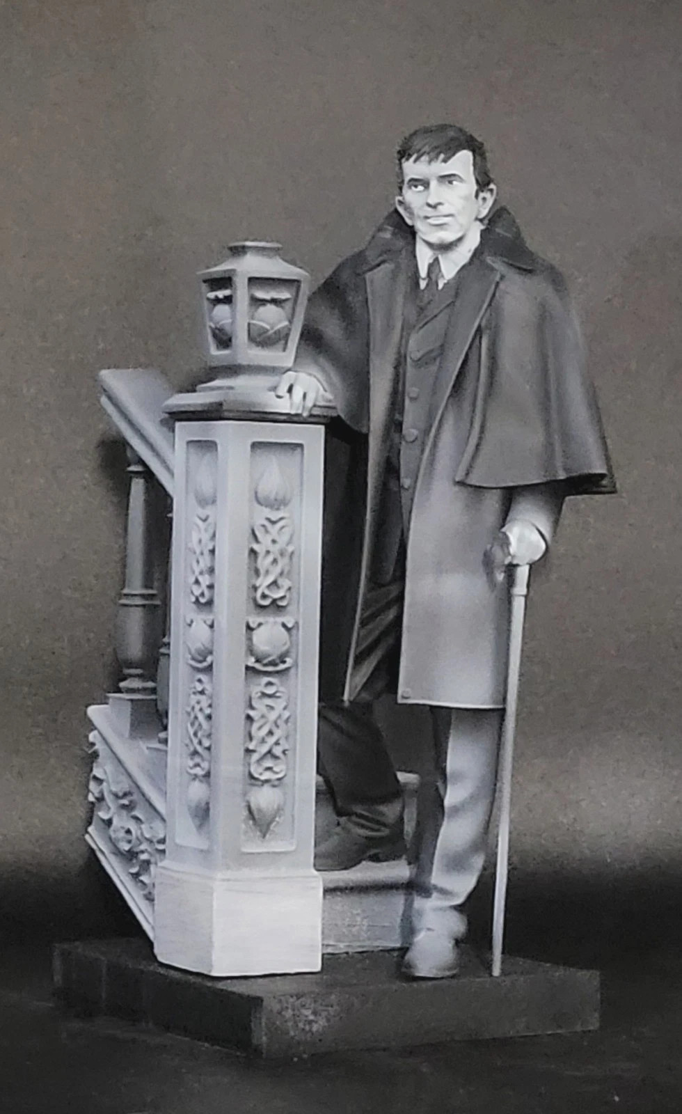 CUSTOM RESIN PAINTED DARK SHADOWS BARNABAS COLLINS GREY FIGURE BLACK AND WHITE CUSTOM RESIN PAINTED DARK SHADOWS BARNABAS COLLINS GREY FIGURE BLACK AND WHITE