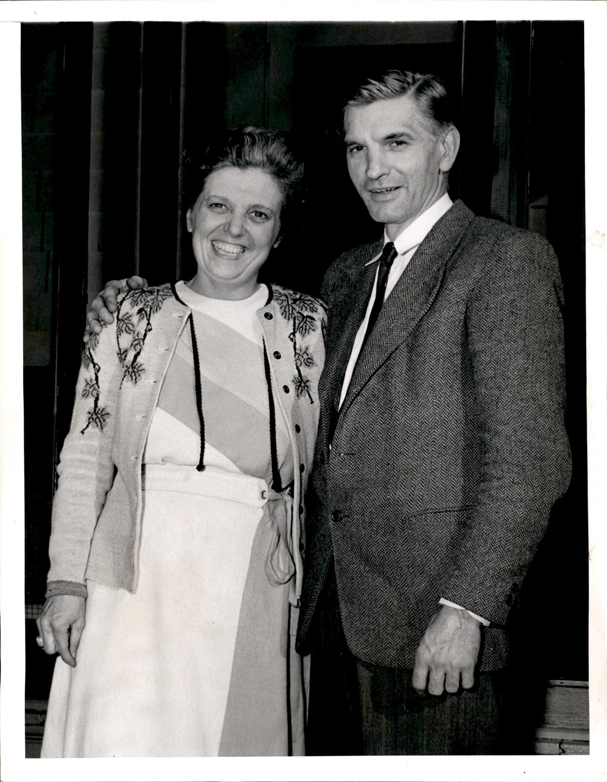 LG968 1947 Original Seaf Photo ELECTED MAYOR ON SOCIALIST TICKET IRVING FREESE LG968 1947 Original Seaf Photo ELECTED MAYOR ON SOCIALIST TICKET IRVING FREESE