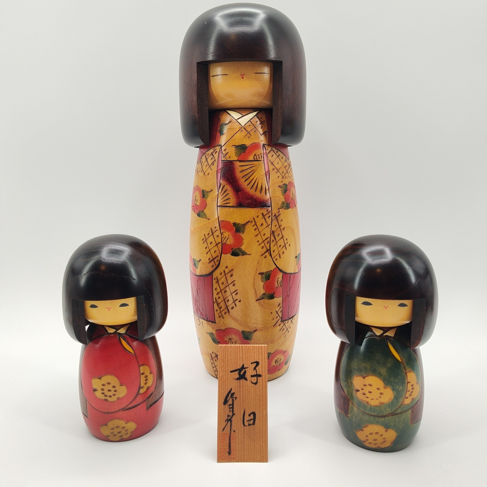 Japanese Usaburo Kokeshi Doll Set Of 3 With Red Camellia Design - Beautiful-Rare