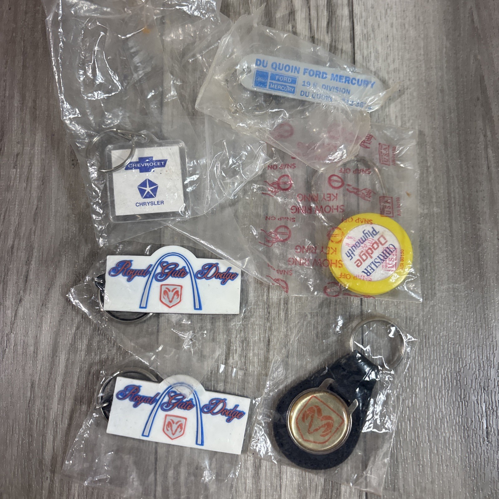 Lot of 6 Vintage Automotive Dealerships Advertising Keychains - NOS (P436E)
