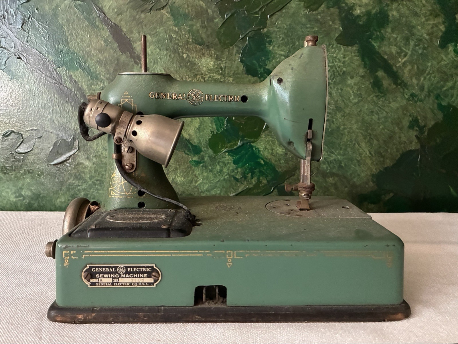 GE Model A Sewhandy Sewing Machine Featherweight General Electric