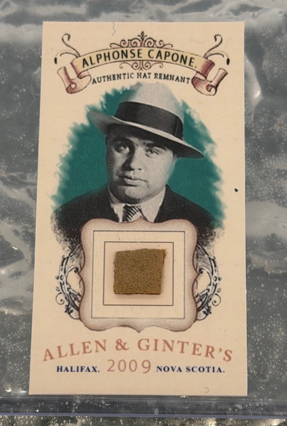 2009 Topps Allen & Ginter Al Capone Authentic Hat Relic #3/10 Rare Mobster Mafia 2009 Topps Allen & Ginter Al Capone Authentic Hat Relic #3/10 Rare Mobster Mafia