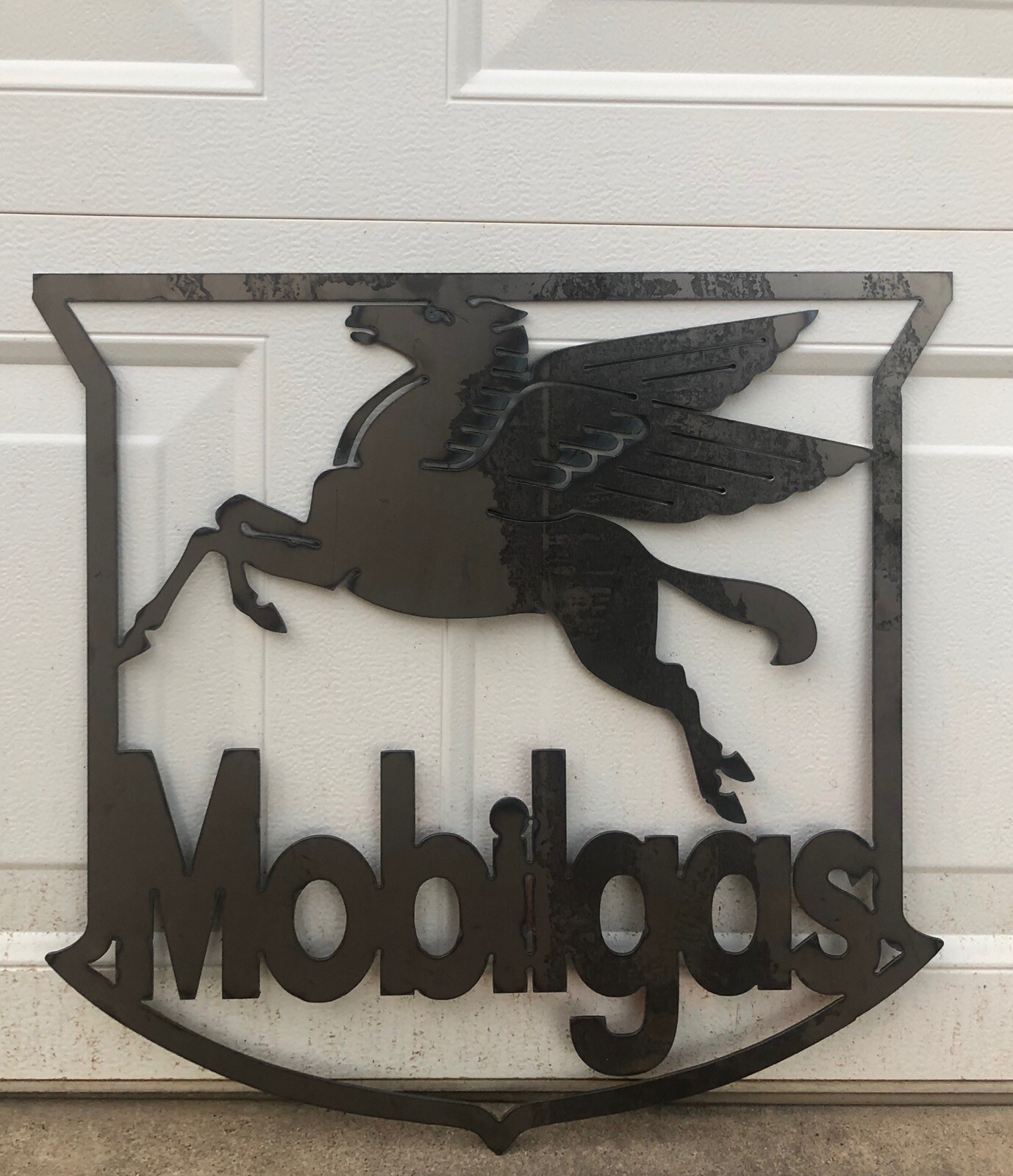 GARAGE METAL SIGN MOBILGAS SHIELD VINTAGE OIL GAS PUMP MOBIL REPRODUCTION SIGNS
