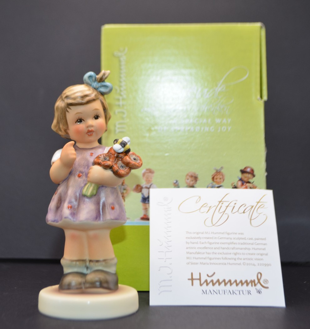 Goebel Hummel HONEY BLOSSOM 2369 Club Exclusive 2015 TMK-10 EUC w box Goebel Hummel HONEY BLOSSOM 2369 Club Exclusive 2015 TMK-10 EUC w box