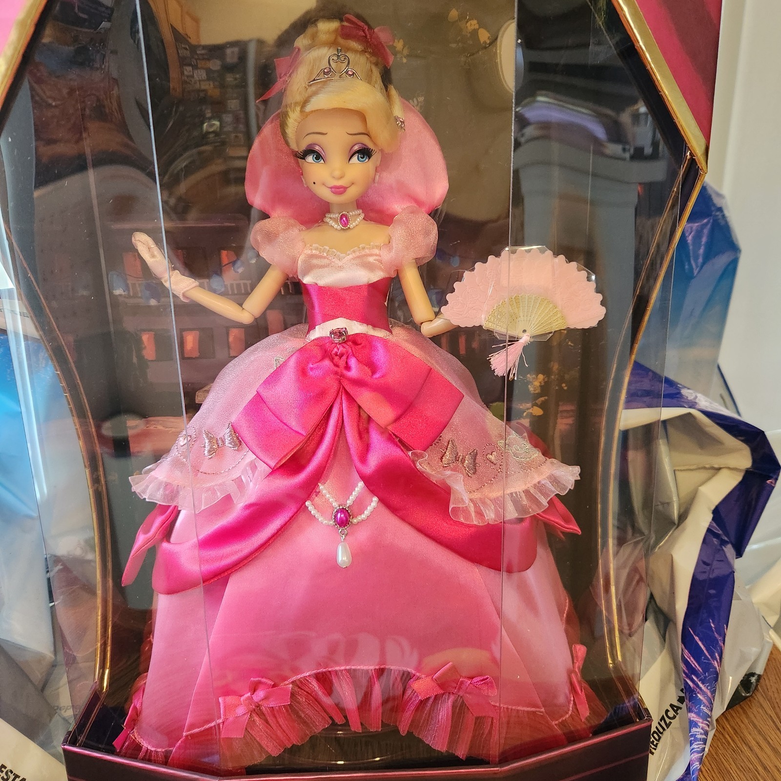 Disney Limited Edition Designer Collection Charlotte La Bouff Doll 1 of 3300 NEW