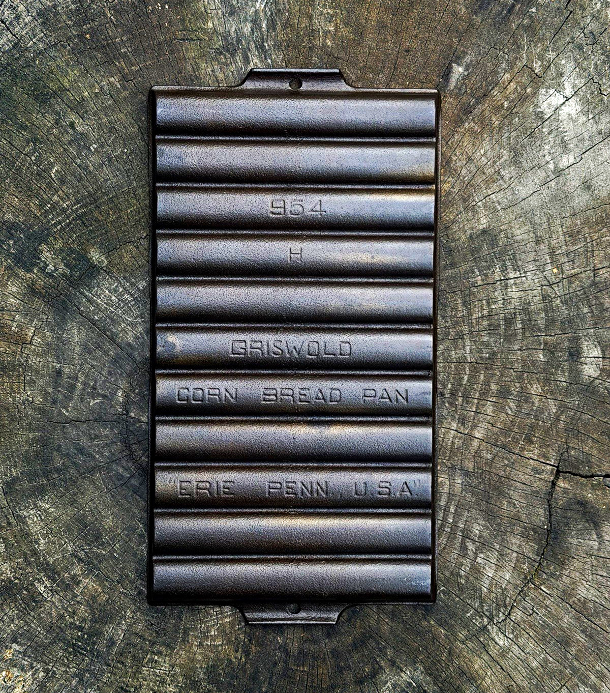 Vintage Griswold 954 H Cast Iron Corn Bread Pan