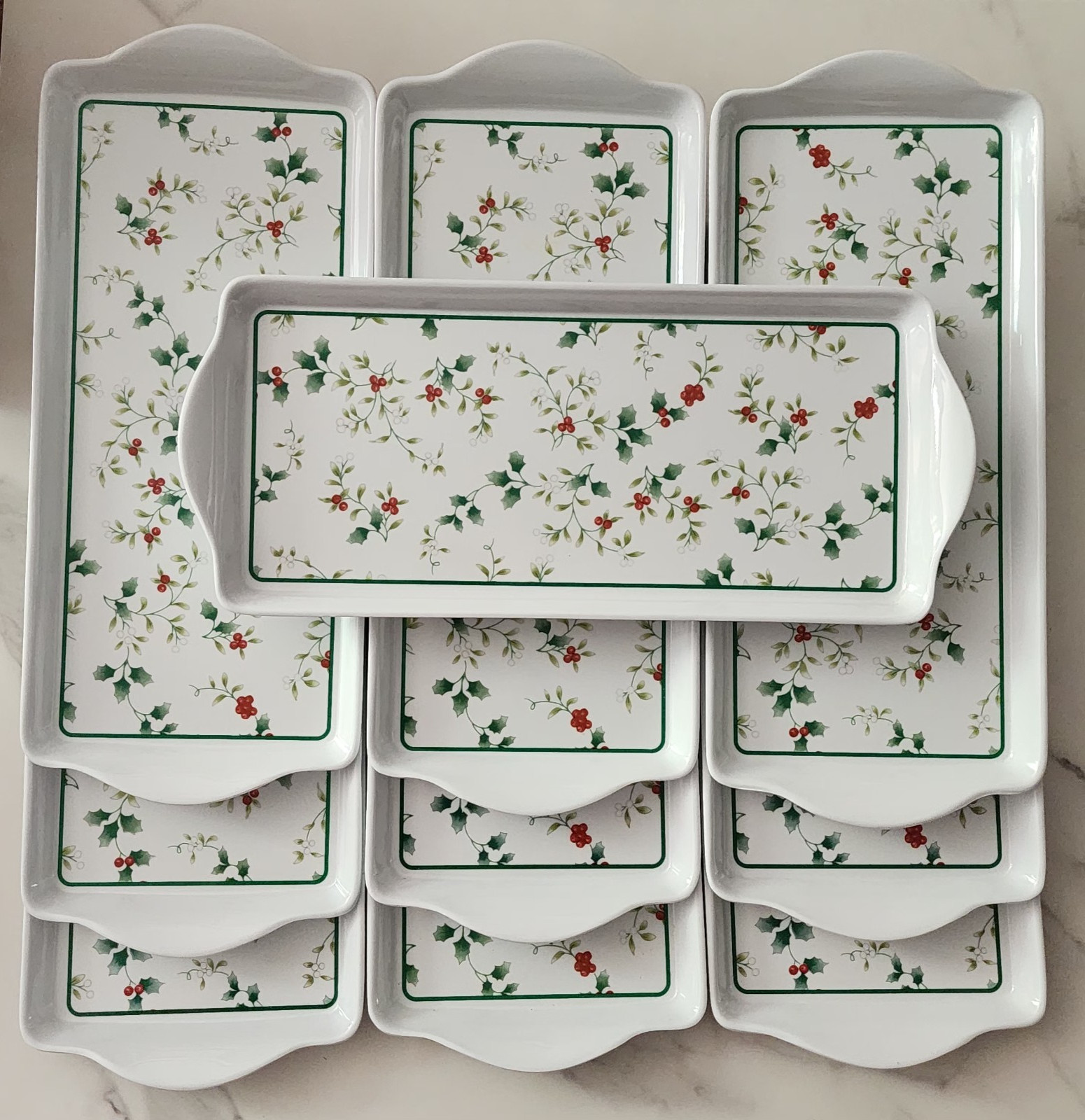 Eurita Reston Lloyd Pfalzgraff Winterberry Melamine Trays 15