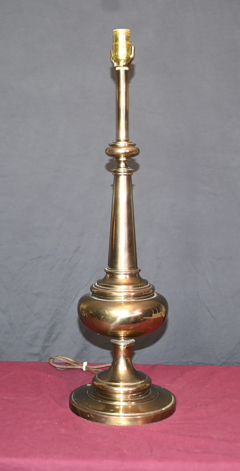 Vintage Stiffel Solid Brass Table Lamp Hollywood Regency Style 27 Vintage Stiffel Solid Brass Table Lamp Hollywood Regency Style 27