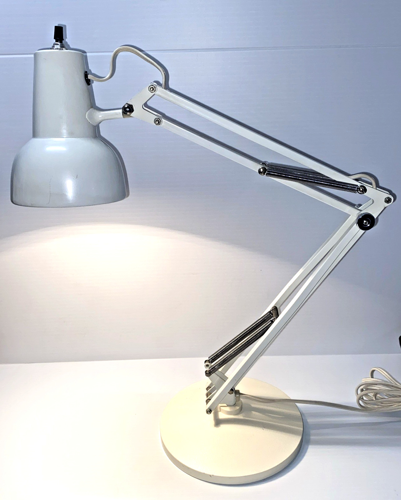 Vintage Luxo Desk Lamp Articulating Spring Arm Industrial MCM White 22\