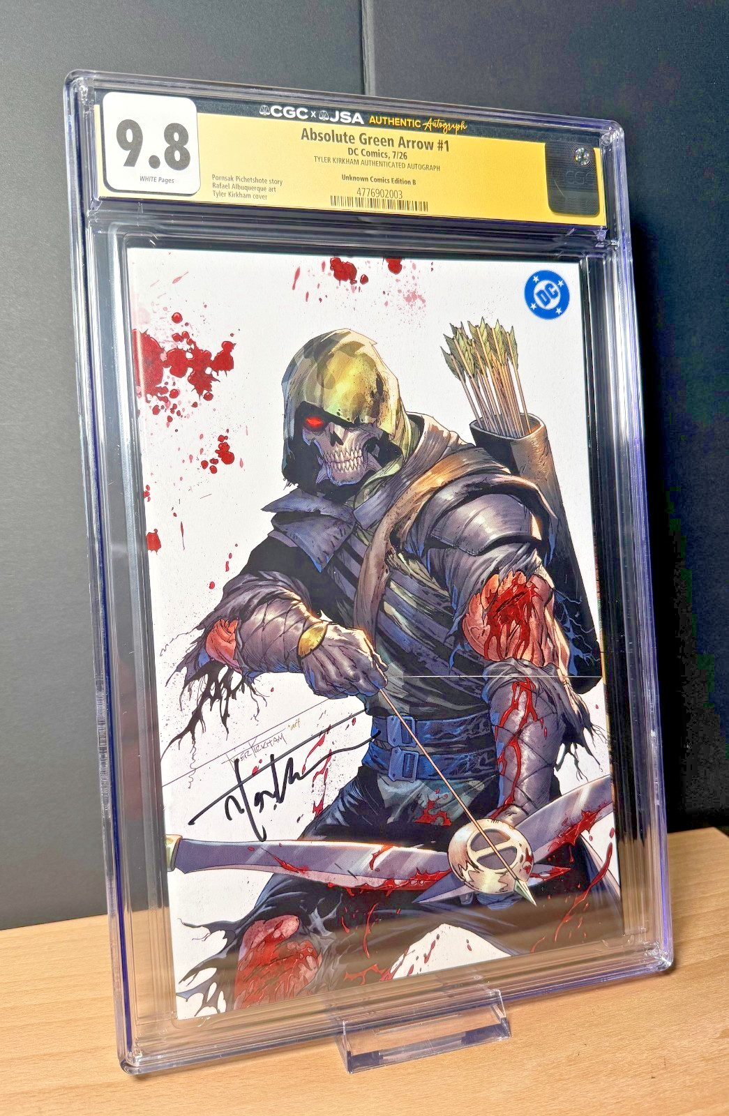 🔥Absolute Green Arrow #1 CGC 9.8 JSA Tyler Kirkham Signed Virgin Top Pop 1/2🔥