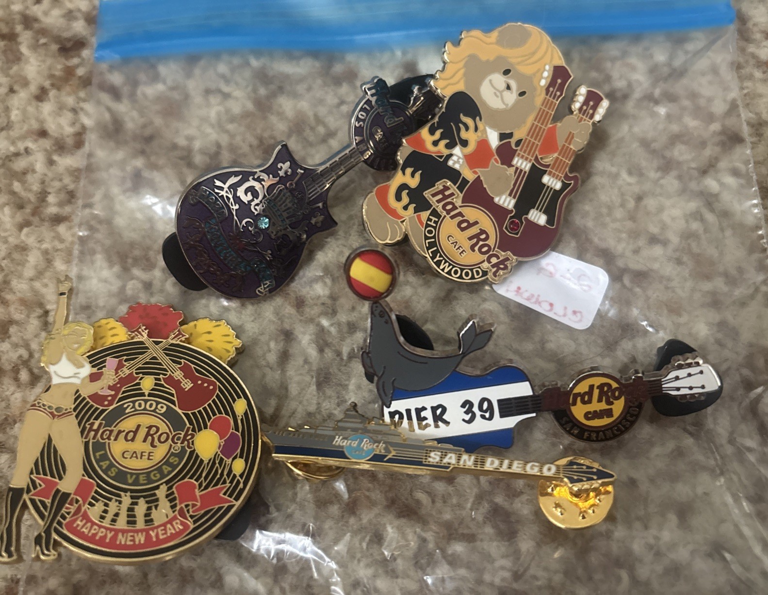 Hard Rock Cafe Pins - Lot Of 5 Pins 2009 Vegas, LA, Hollywood, SD, SF Hard Rock Cafe Pins - Lot Of 5 Pins 2009 Vegas, LA, Hollywood, SD, SF